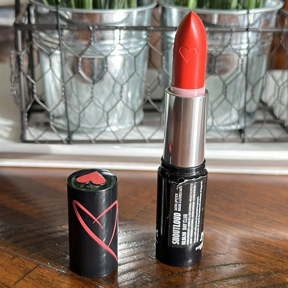 Shout Loud Satin Lipstick 1.0ea - Picture 6 of 9